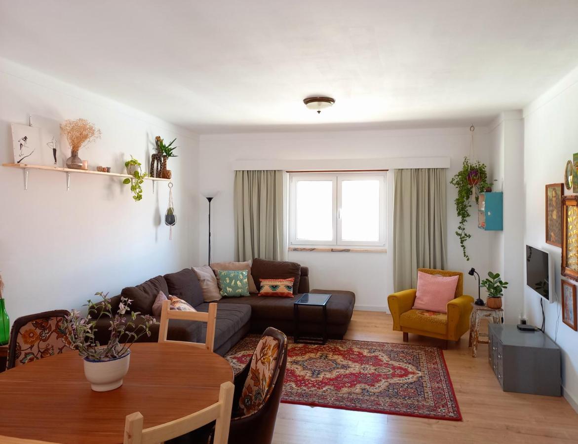 The Sweet Lemon 3 Apartment Бомбарал Екстериор снимка